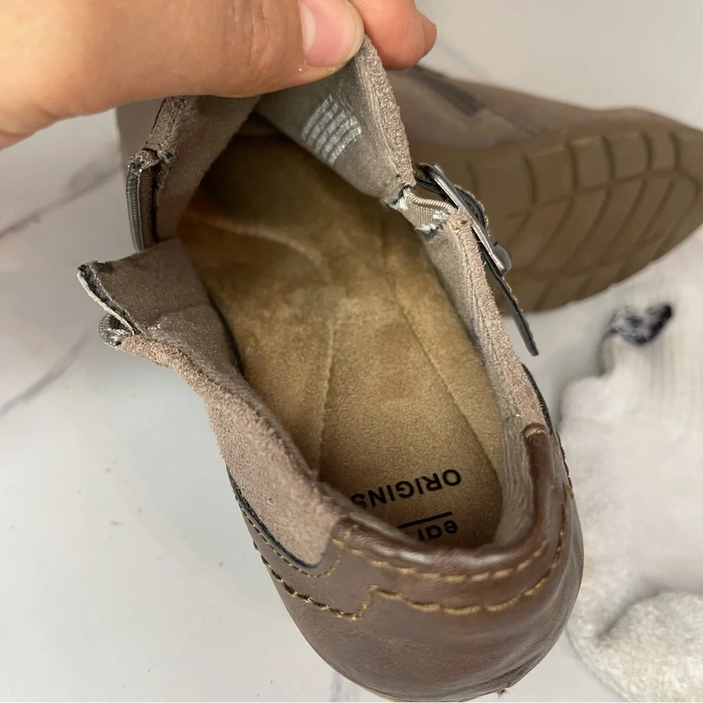 Earth Origins Women Ankle Booties Oakland Eddie Distressed Suede Taupe Size 8M